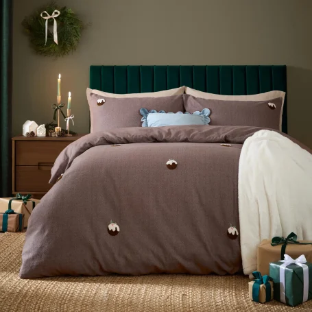 Furn Christmas Pudding Tufted Duvet Cover Set Chocolate Christmas Pudding Tufted Duvet Cover Set Chocolate