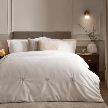 Paoletti Frosted Snowflake Embroidered Fleece Duvet Cover Set White Frosted Snowflake Embroidered Fleece Duvet Cover Set White